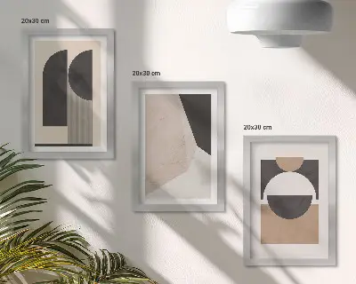 Bilderwand mit abstrakten Formen in Beige- und Brauntönen