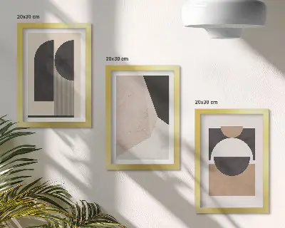 Bilderwand mit abstrakten Formen in Beige- und Brauntönen