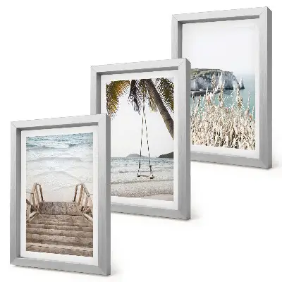 Bilderwand mit Motiv Strand, Holztreppe und Schaukel am Meer