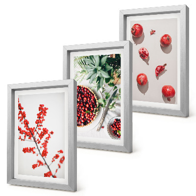 Bilderset mit rahmen Rote Früchte und Pflanzen im minimalistischen Stil