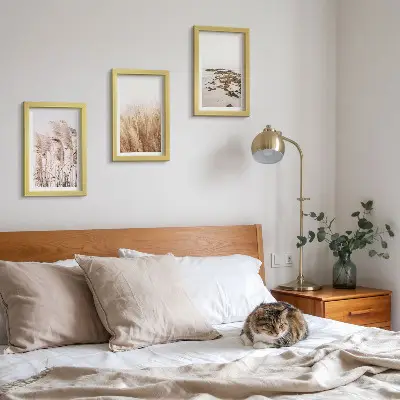 Bilderwand mit Pampasgrasfeldern und einem Boho-Strand