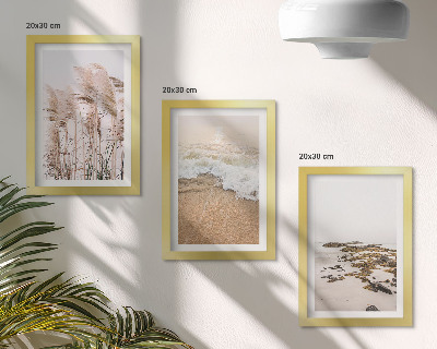 Bilderset mit rahmen Strandgras, Wellen und Kieselsteine ​​am Meer – Boho-Stil