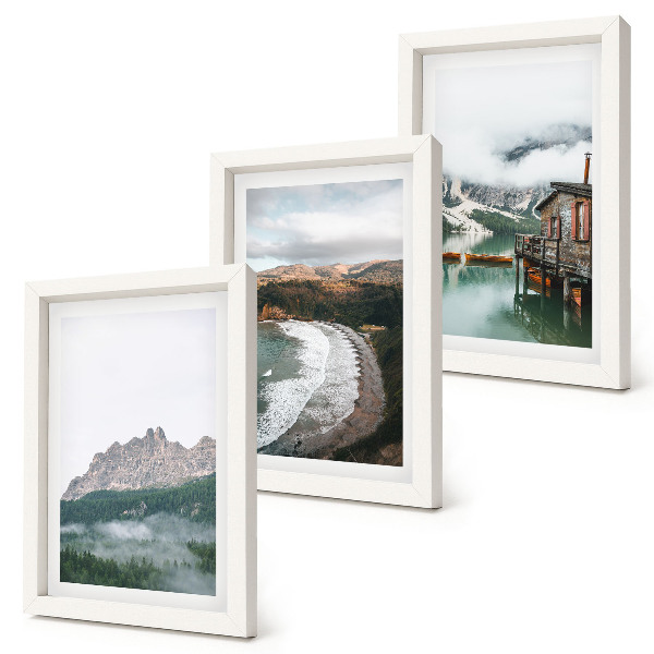 Fotowand Berglandschaften mit Strand und Holzhaus