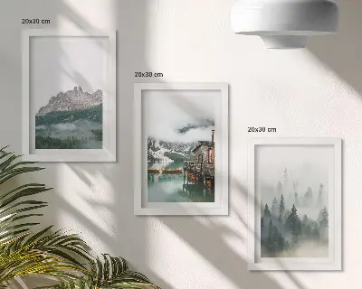 Fotowand mit Motiv Berge, See, Hütte und Nebel im Wald
