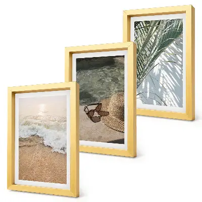 Bilderwand mit Motiv Wasser, Strandhut, Sonnenbrille und Blätter