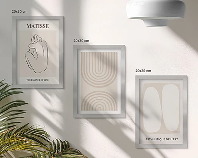 Fotowand mit stilvollen Linien und minimalistischen Formen in neutralen Tönen