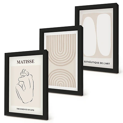 Fotowand mit stilvollen Linien und minimalistischen Formen in neutralen Tönen