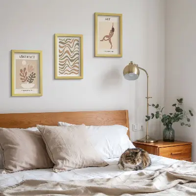 Bilderwand mit abstrakten Matisse Boho Formen und Mustern