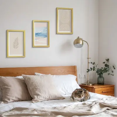 Bilderset mit Rahmen mit Blättern und Wellen in Beige- und Blautönen