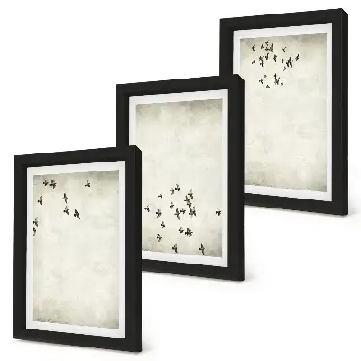 Fotowand mit einem minimalistischen Gemälde von fliegenden Vögeln
