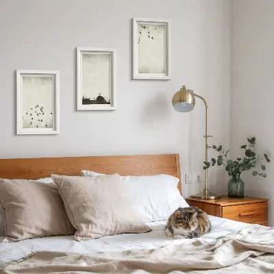 Bilderset mit Rahmen Vögel im Flug im minimalistischen Malstil