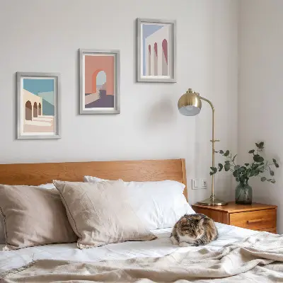 Bilderwand minimalistische Pastellgrafiken mit Stadtarchitektur