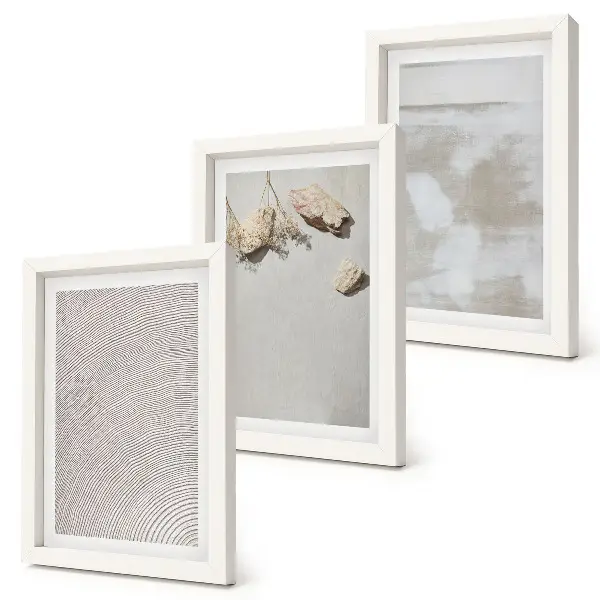 Bilderset mit Rahmen sand, steine und abgenutzte texturen im Boho-Stil