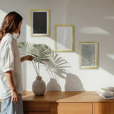 Bilderwand mit eleganten Steinstrukturen in verschiedenen Farben