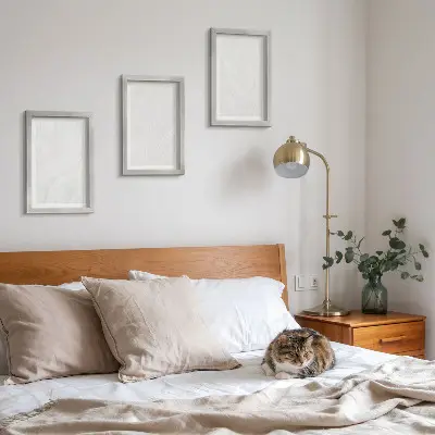 Bilderwand mit eleganter linearer Steinoptik in Marmor