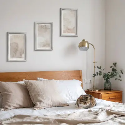 Bilderwand mit Textur von verschütteten Aquarellfarben im Boho-Stil