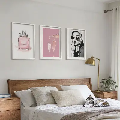 3er-Set Bilder mit Rahmen in stilvollem Pink