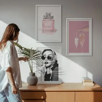 3er-Set Bilder mit Rahmen in stilvollem Pink