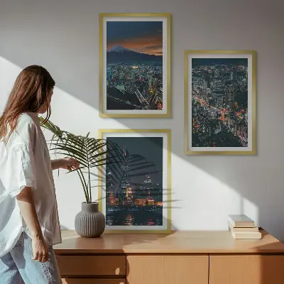 Gerahmtes Set aus Wandbildern Stadtpanorama bei Nacht