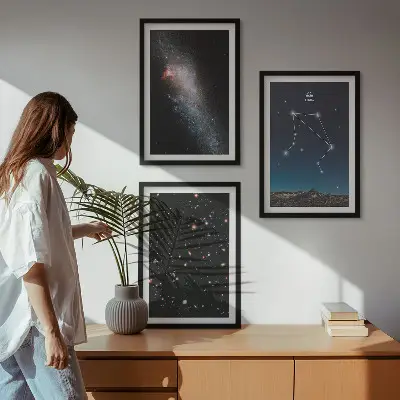 Gerahmtes Bilderset mit Motiven von Weltraum, Galaxie, Waage und Himmel
