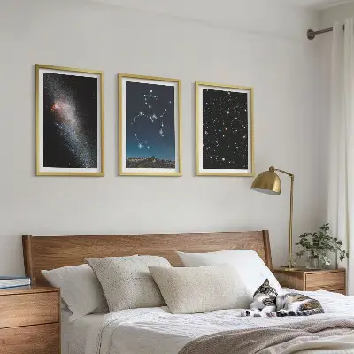 Gerahmtes Bilderset mit Galaxien, Sternbildern und Weltraummotiven vom Schützen