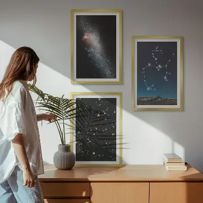 Gerahmtes Bilderset mit Galaxien, Sternbildern und Weltraummotiven vom Schützen