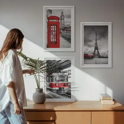 Gerahmtes Bilderset mit Motiven von Ikonen aus London und Paris sowie Verkehr