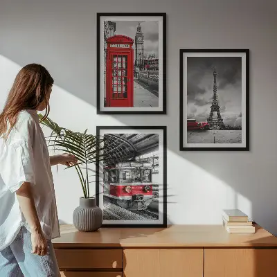 Gerahmtes Bilderset mit Motiven von Ikonen aus London und Paris sowie Verkehr