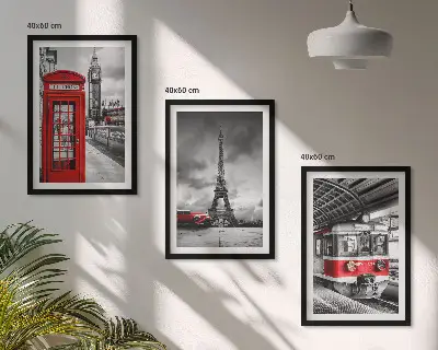 Gerahmtes Bilderset mit Motiven von Ikonen aus London und Paris sowie Verkehr