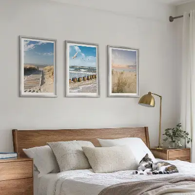 Wandbilder-Set mit Rahmen drei Motive mit Strand Sand Wellen Himmel und Vögeln