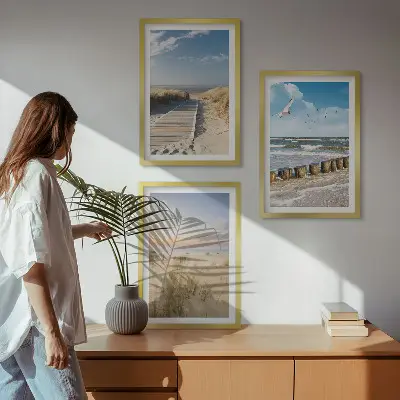 Wandbilder-Set mit Rahmen drei Motive mit Strand Sand Wellen Himmel und Vögeln