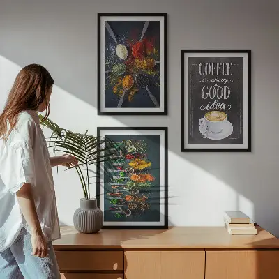 Gerahmtes Bilderset mit Motiven von Gewürzen Kaffee Kräutern und Mustern