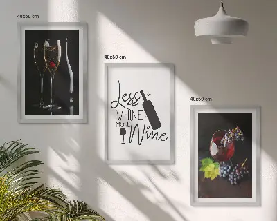 Gerahmtes Bilderset mit Weingläsern, Trauben und Inschrift