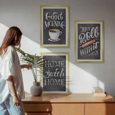 Küchenbilder als 3er Set mit Rahmen mit dekorativen Motiven und Inschriften