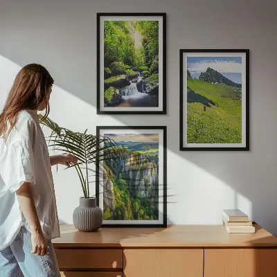 Grüne Berge Wasserfallwald 3er-Set Bilder mit Rahmen