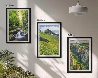 Grüne Berge Wasserfallwald 3er-Set Bilder mit Rahmen