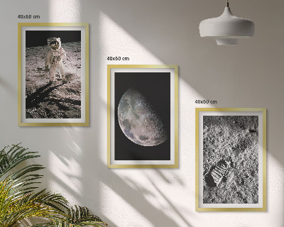 Gerahmtes bilderset Astronautenfoto vom Mond