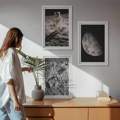 Gerahmtes bilderset Astronautenfoto vom Mond