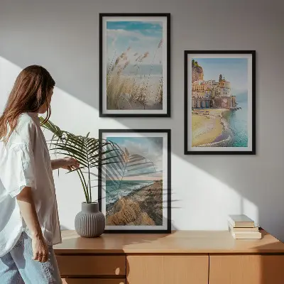 3er-Set Bilder mit Rahmen Landschaften mit Strand Klippen und Stadt
