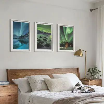 Gerahmtes Bilderset mit Winterlandschaften, Nordlichtern und Bergen