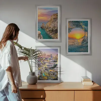 Bilder-3er-Set mit Rahmen Meereswellen und weiße Häuser auf Santorini