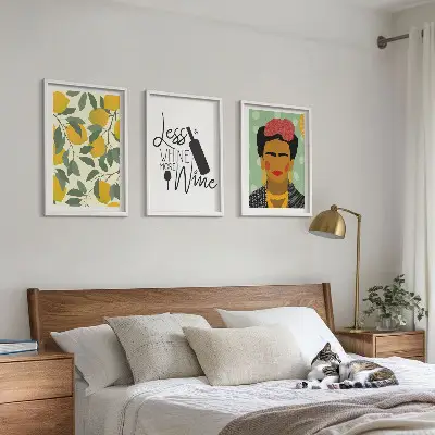Zitronenweinporträt von Frida 3er-Set Bilder mit Rahmen