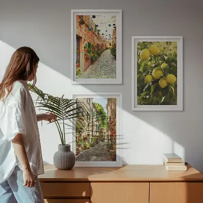 Gerahmtes Bilderset Straßen mit Zitronenblüten als Motiv