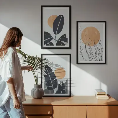Gerahmtes Bilderset mit minimalistischem Pflanzenmuster in der Farbe große Sonnen