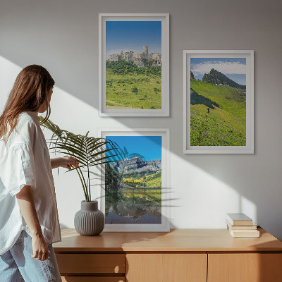 Bilder-3er-set mit rahmen Grüne Hügel mit einer Burg
