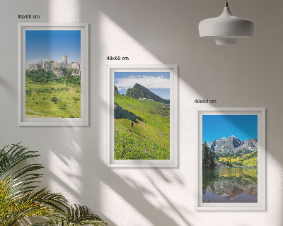Bilder-3er-set mit rahmen Grüne Hügel mit einer Burg