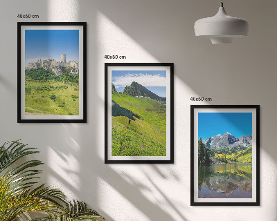 Bilder-3er-set mit rahmen Grüne Hügel mit einer Burg