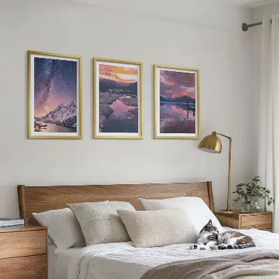 3er-Set Wandbilder mit Rahmen mit Motiven von Bergen, Wasser und wunderschönen Landschaften