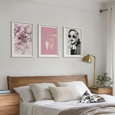 Gerahmtes Bilderset Rosenblüten mit einer eleganten Dame