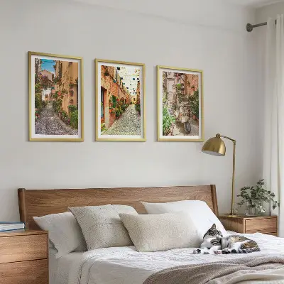 3er-Set Bilder mit Rahmen mit Straßen- Blumen- und italienischem Flair-Motiv